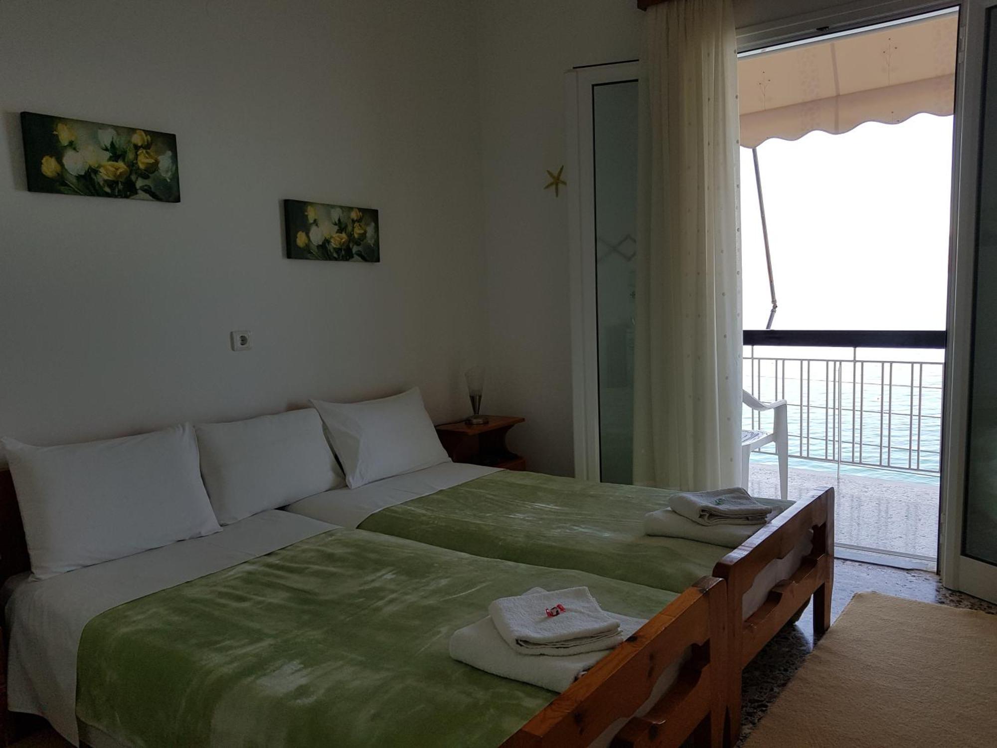 Blue Sky Apartments & Rooms Xiropigado Room photo